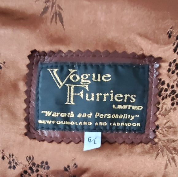 Vintage 70s leather jacket. Perfect condition. Buttery soft. Size M or L. - Picture 4 of 4